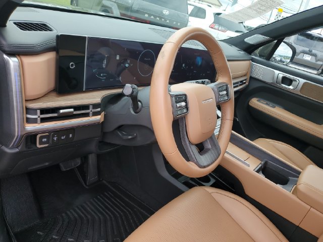 2025 Hyundai Santa Fe Limited - Photo 19