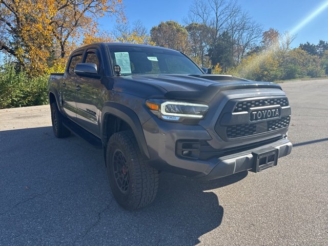 2022 Toyota Tacoma TRD Pro SR Double Cab photo 2