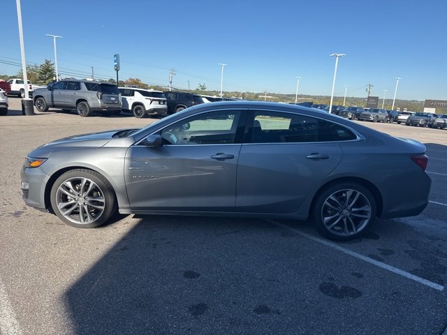 2023 Chevrolet Malibu 1LT photo 3