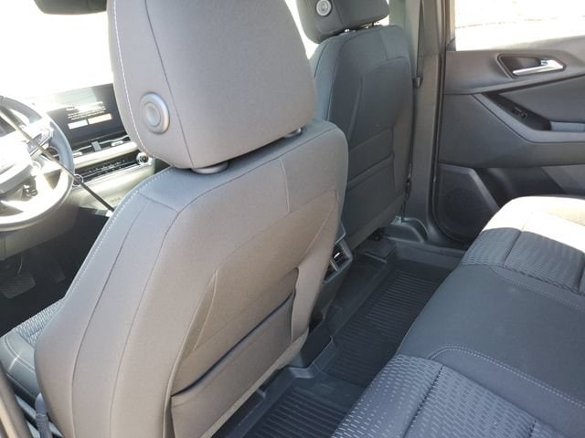 2026 Chevrolet Equinox LT - Photo 13