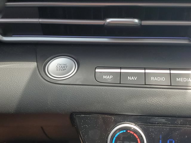 2024 Hyundai Elantra SEL - Photo 25