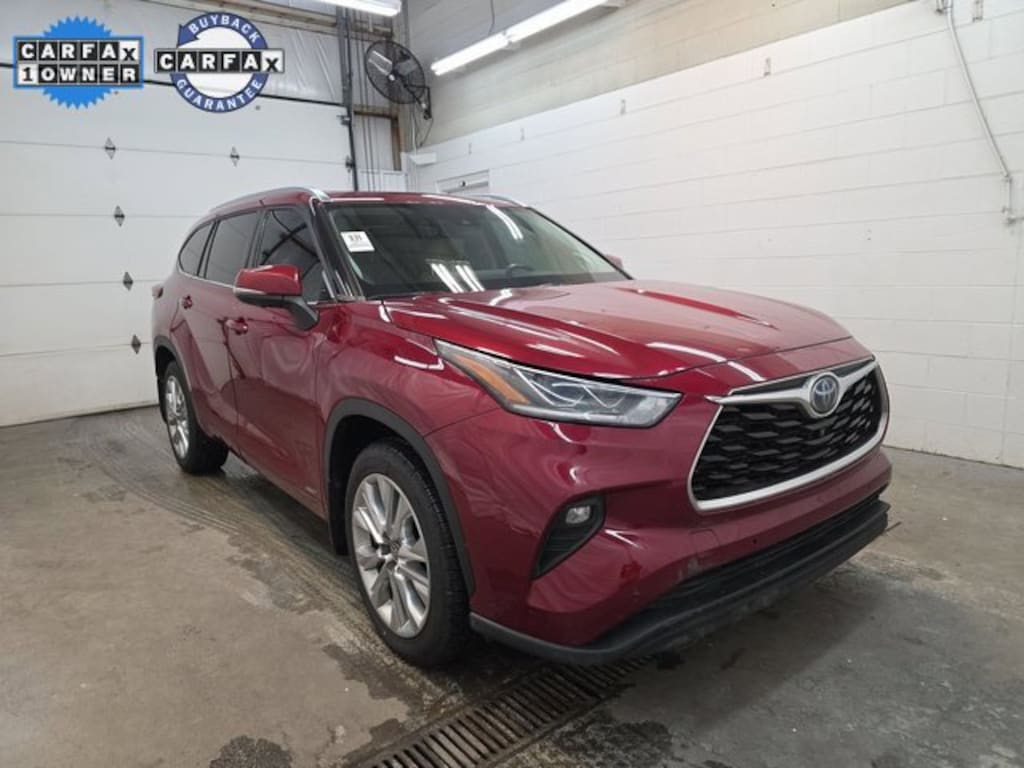 Used 2023 Toyota Highlander Hybrid Limited SUV