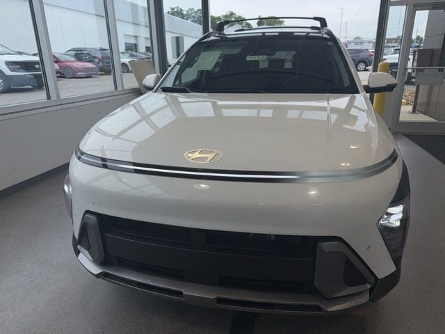 2025 Hyundai Kona Limited - Photo 10