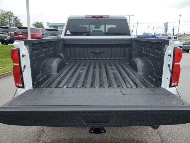 2026 Chevrolet Silverado 2500 HD LTZ - Photo 9