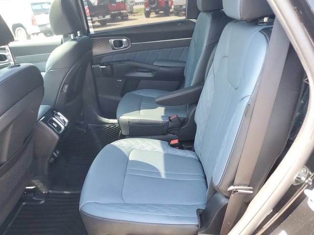 2025 Kia Sorento SX Prestige Hybrid - Photo 13