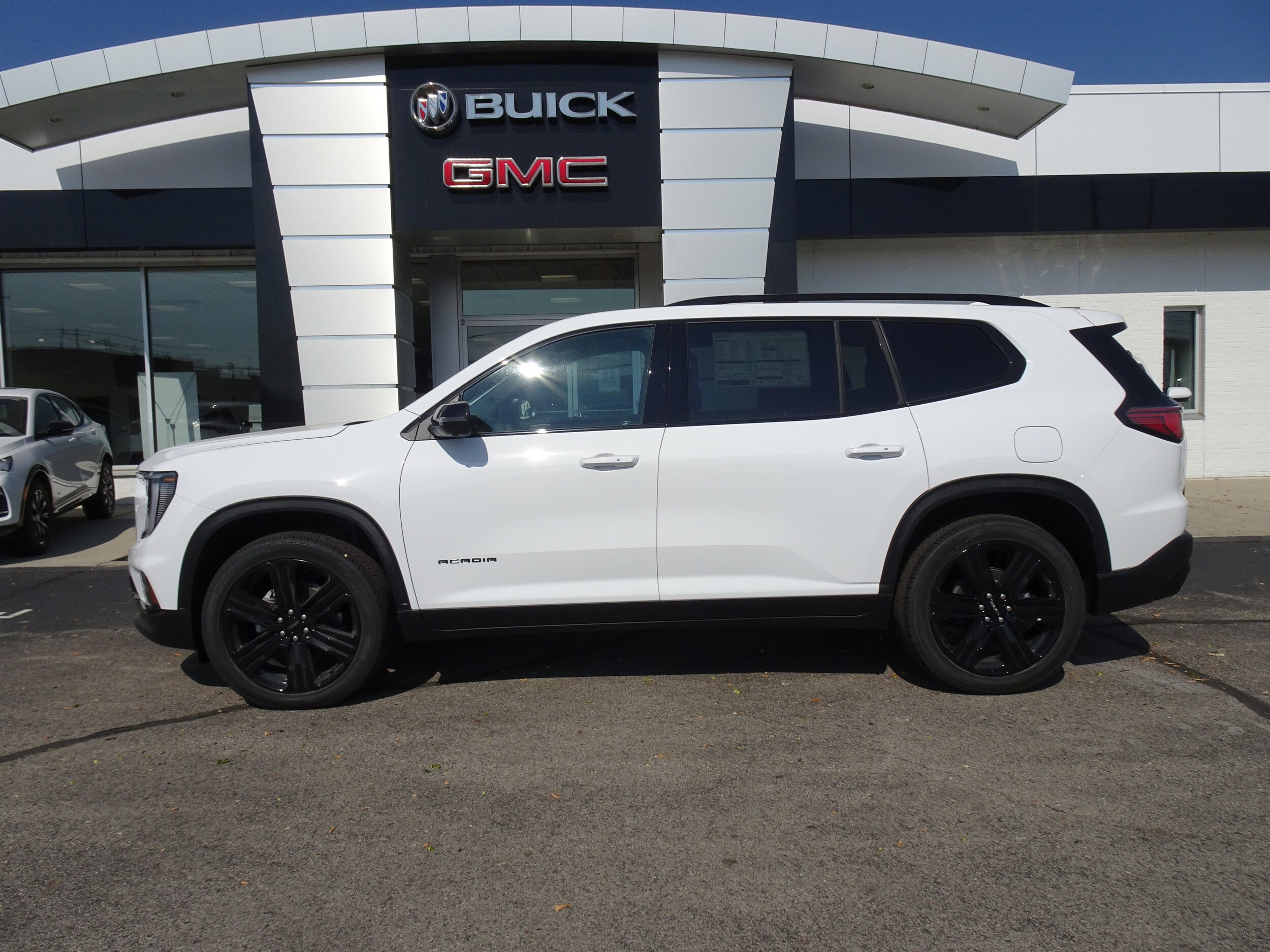 2026 Gmc Acadia Elevation photo 2