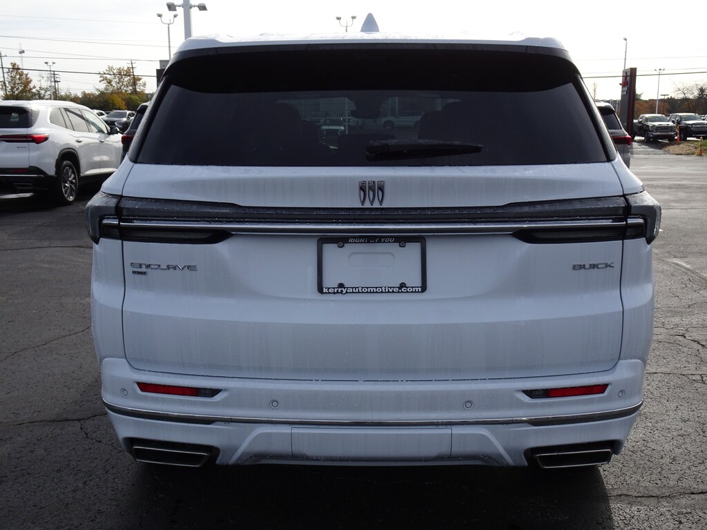 New 2026 Buick Enclave Avenir SUV