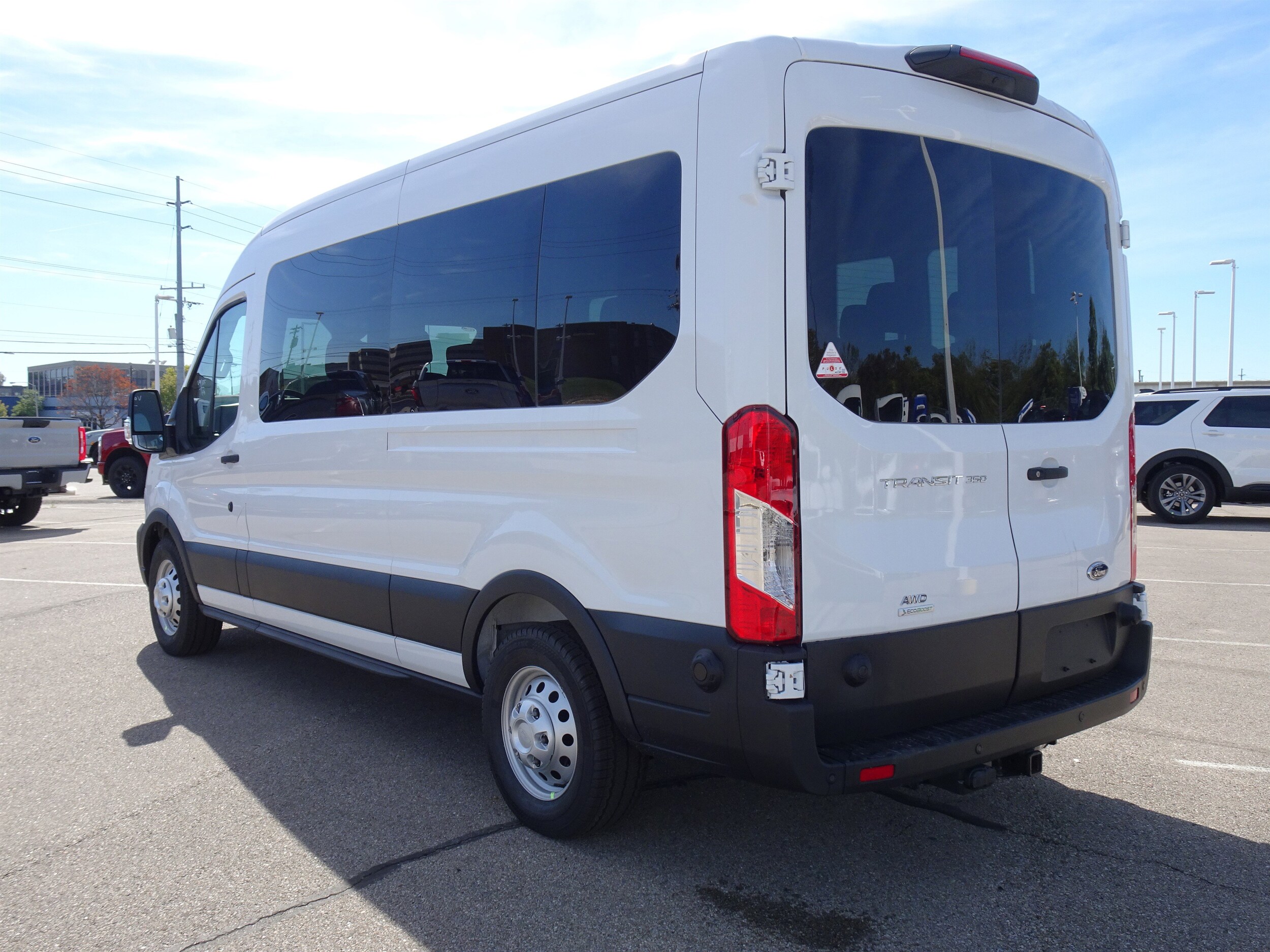 2025 Ford Transit photo 3