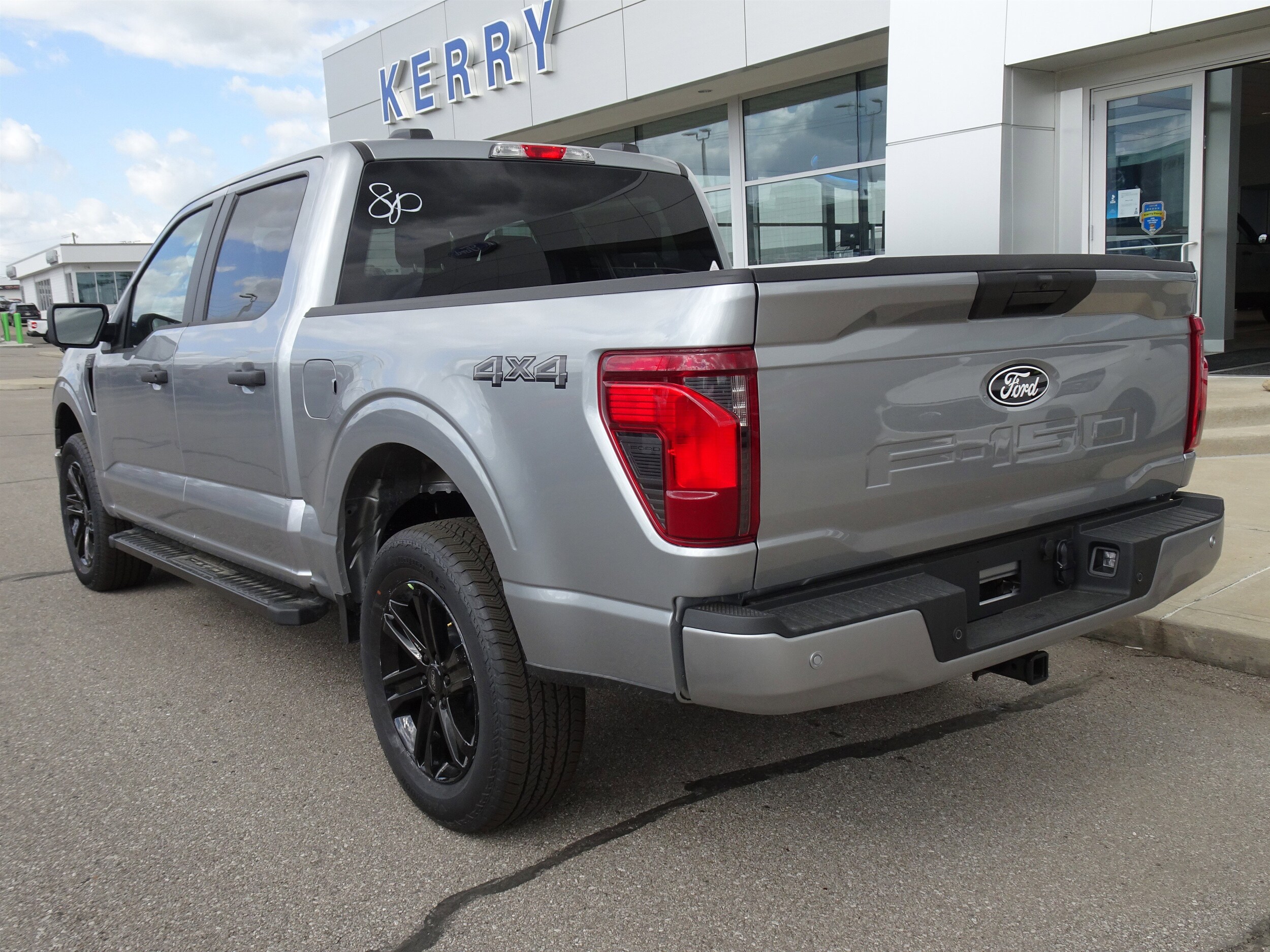 2025 Ford F-150 STX photo 4