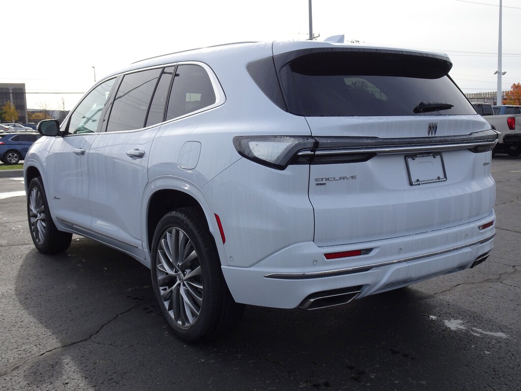 New 2026 Buick Enclave Avenir SUV