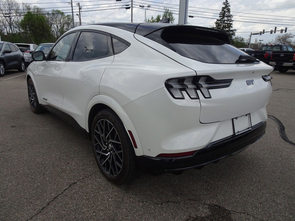 New 2022 Ford Mustang Mach-E GT SUV