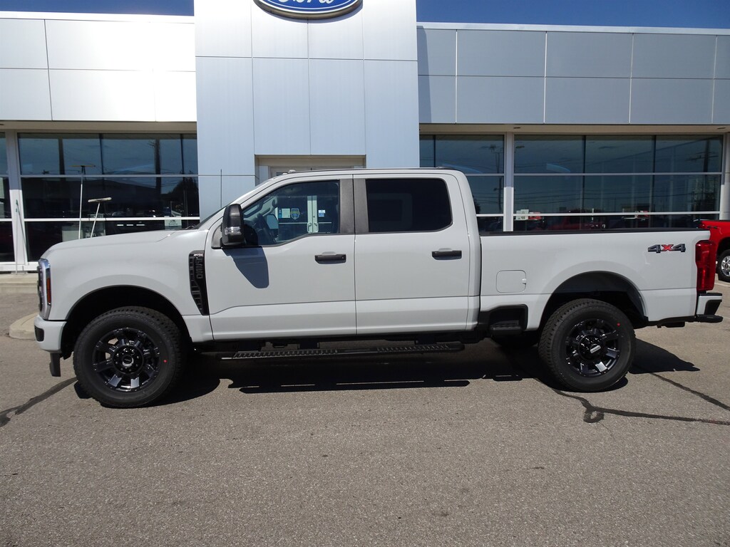 New 2026 Ford F-250 Truck Crew Cab