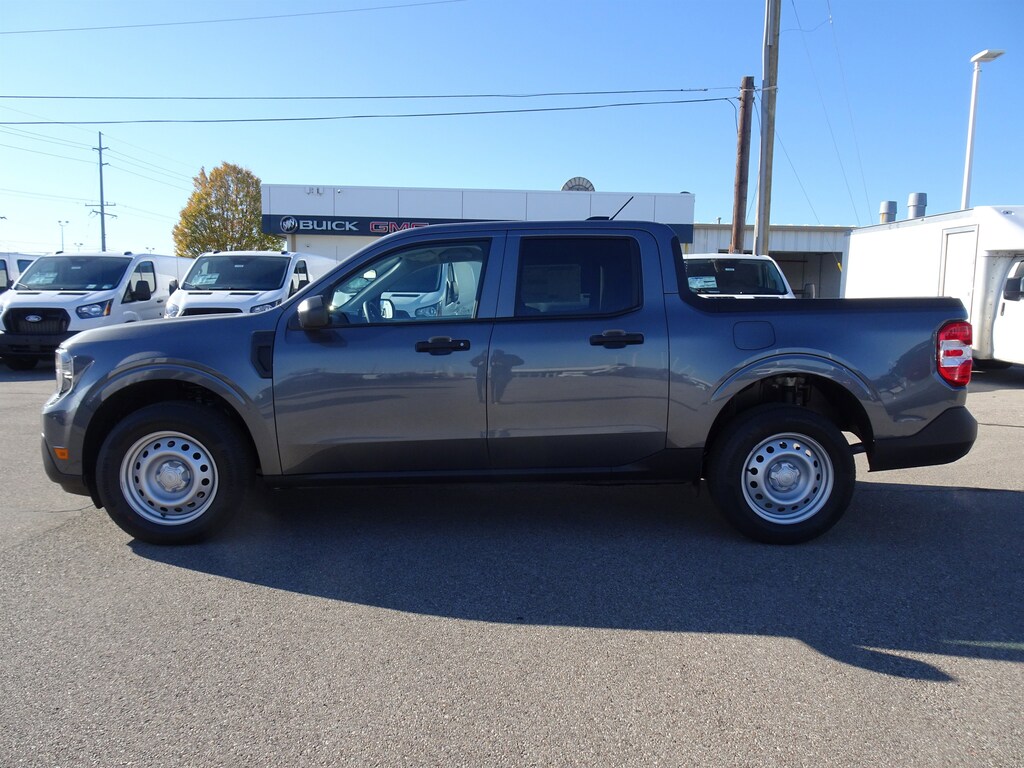 New 2025 Ford Maverick XL Truck SuperCrew