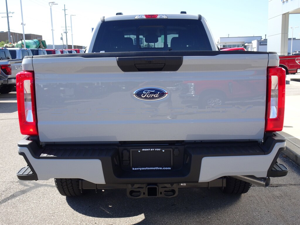 New 2026 Ford F-250 Truck Crew Cab