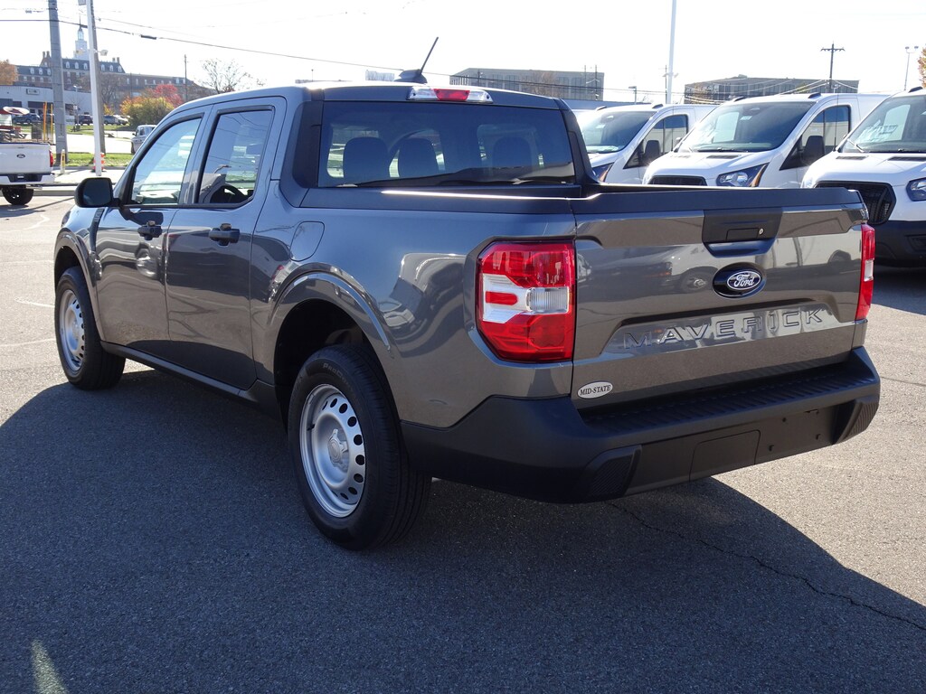 New 2025 Ford Maverick XL Truck SuperCrew