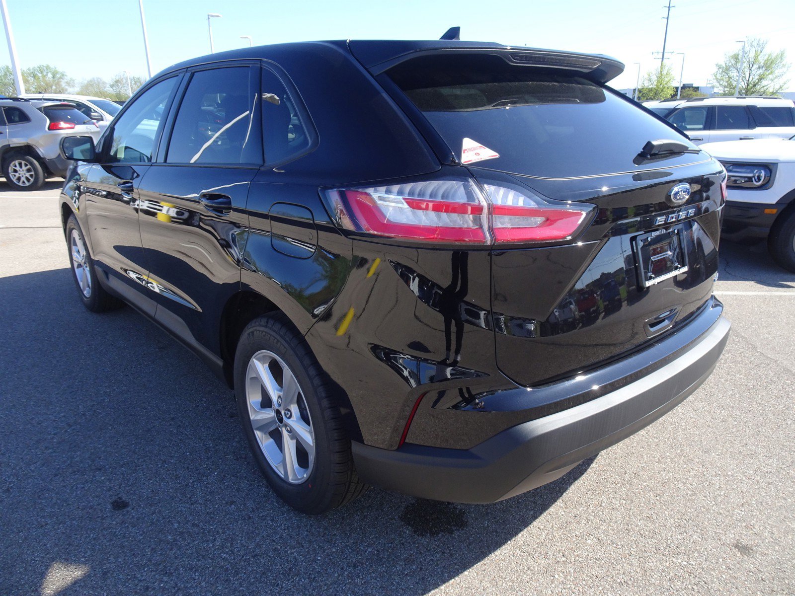 2024 Ford Edge SE photo 4
