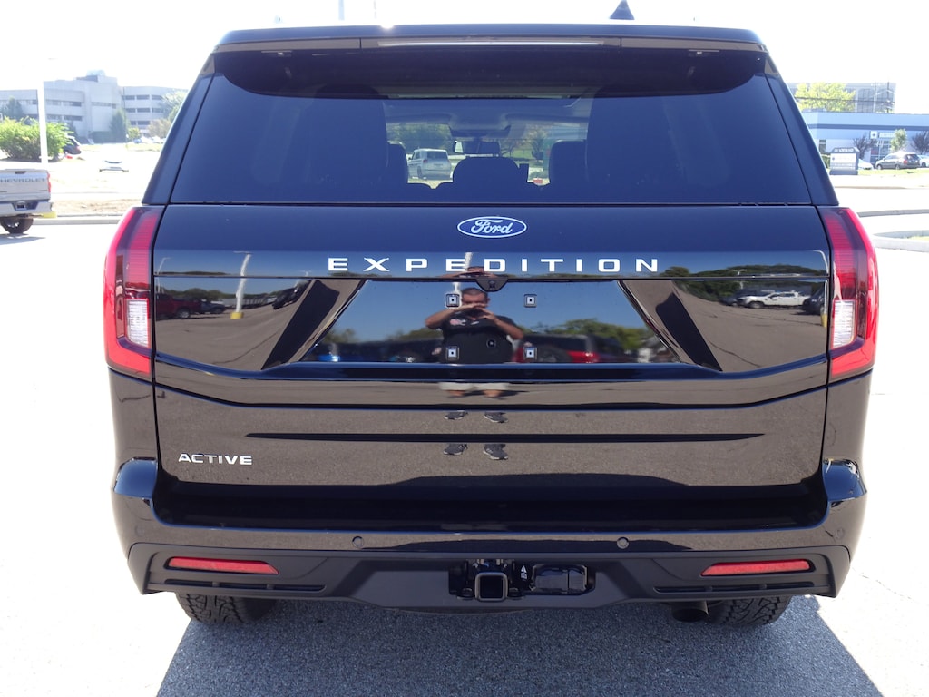 New 2025 Ford Expedition Active SUV