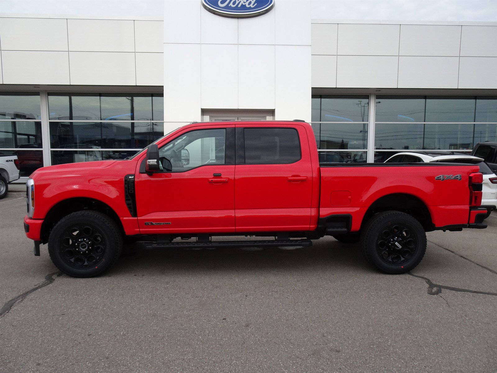 2025 Ford F-250 photo 2