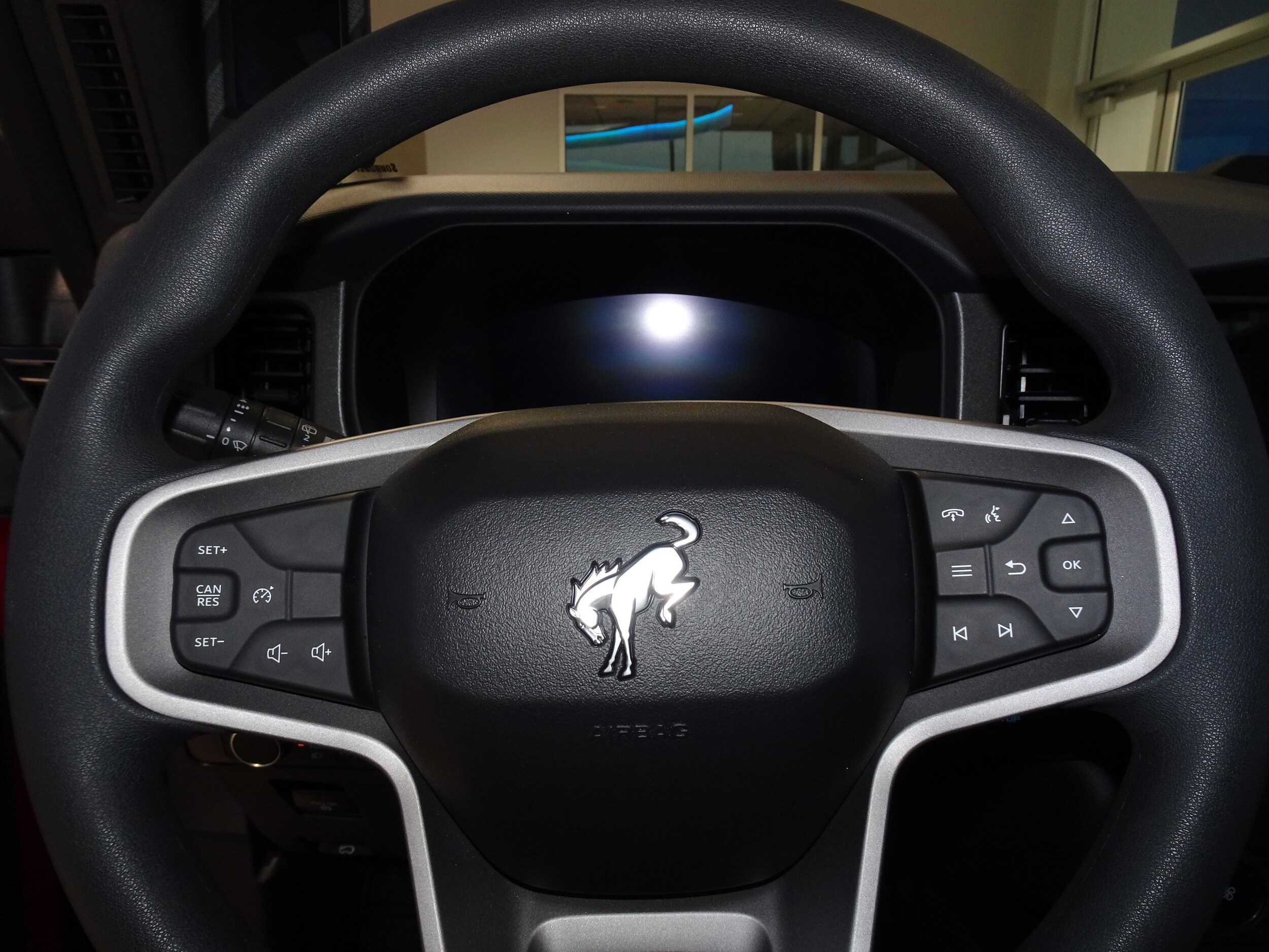 2025 Ford Bronco 4-Door Base - Photo 21