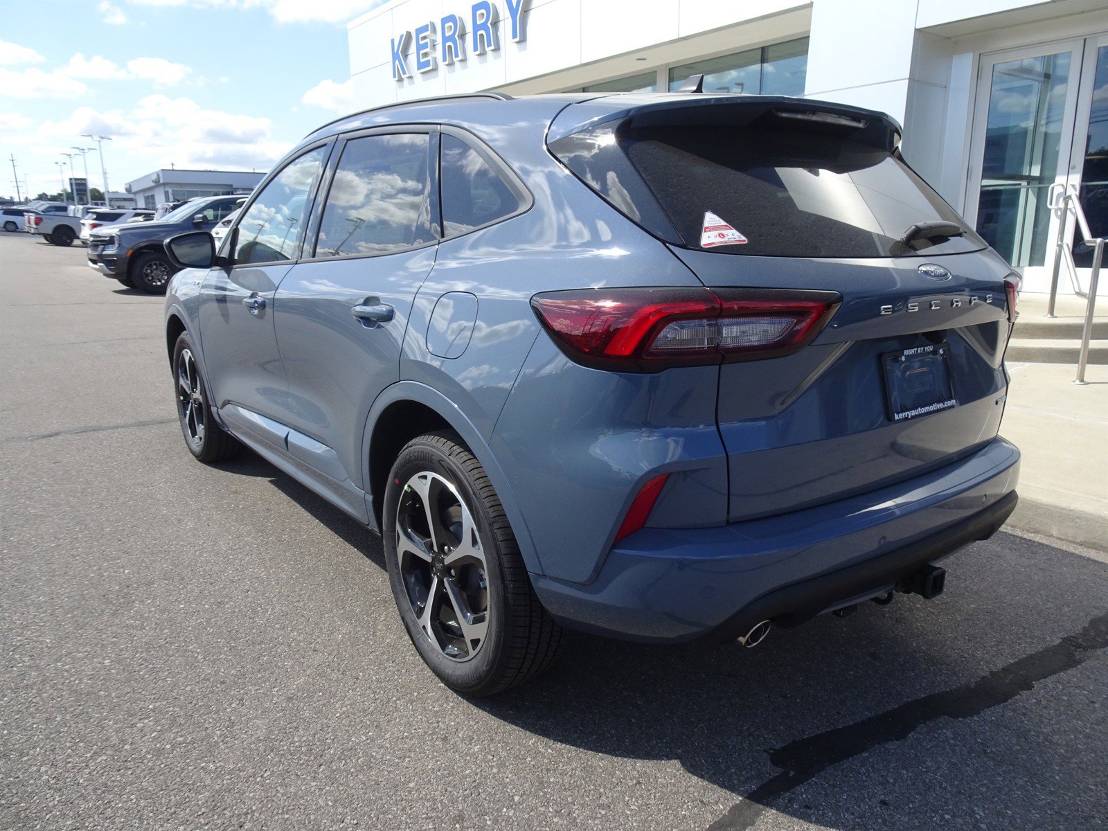 2024 Ford Escape ST-Line Select photo 4