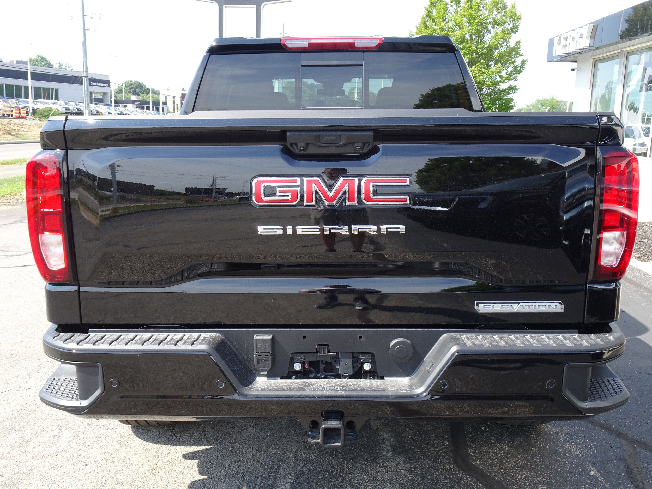 2026 Gmc Sierra 1500 Elevation photo 3