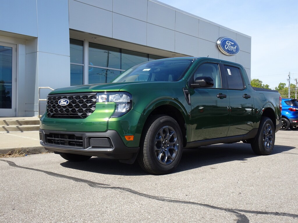 New 2025 Ford Maverick XLT Truck SuperCrew