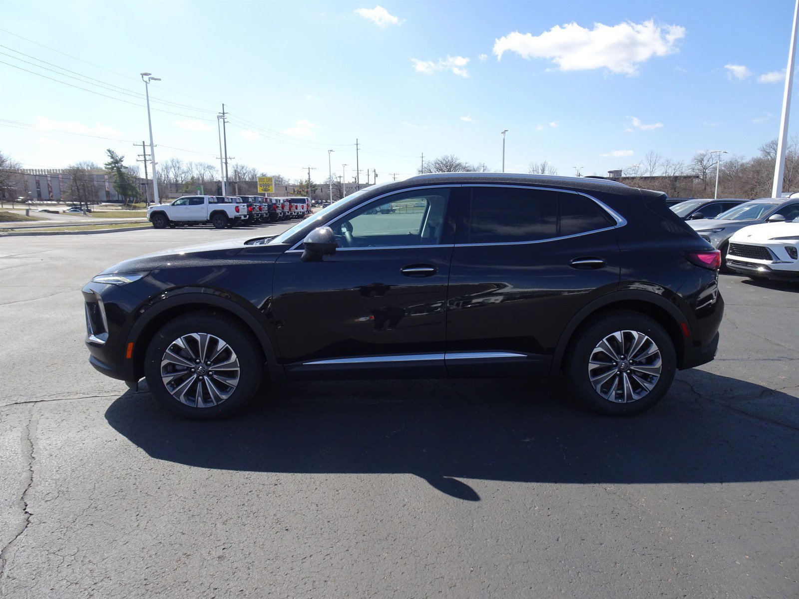 2025 Buick Envision Preferred photo 2