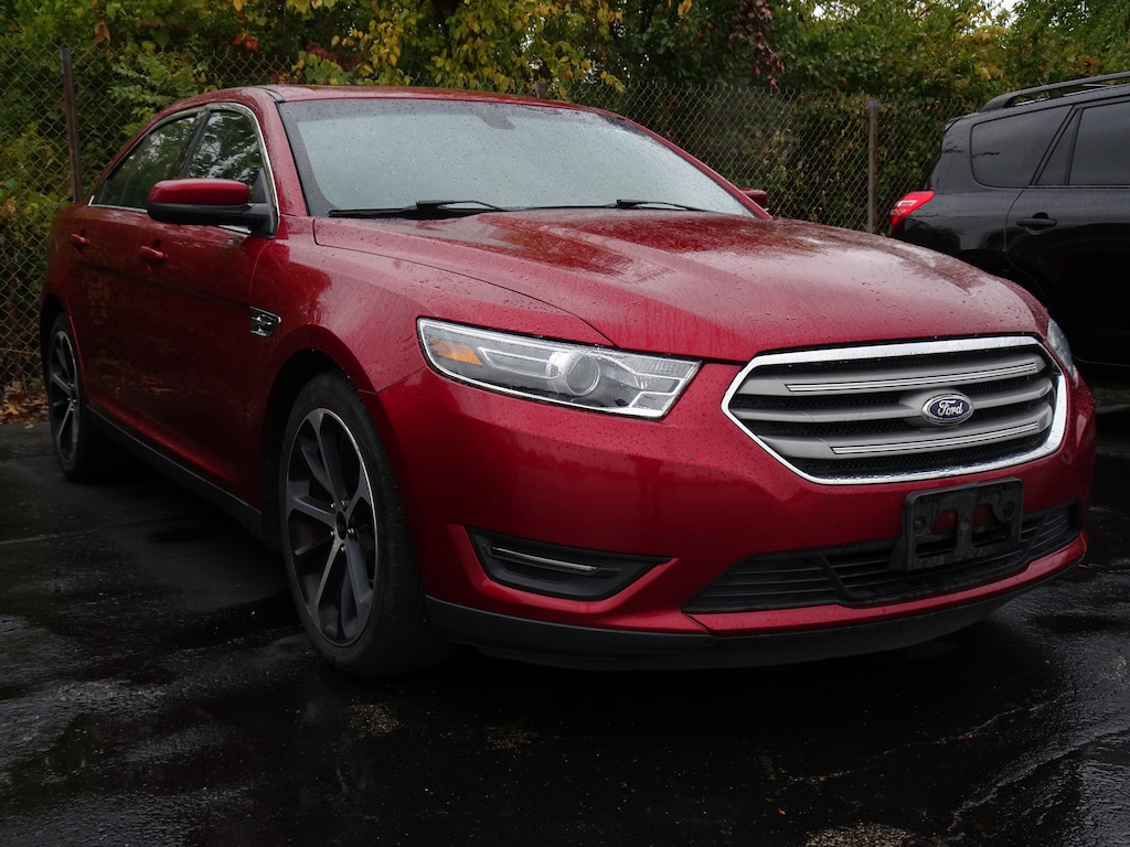Used 2015 Ford Taurus SEL Sedan