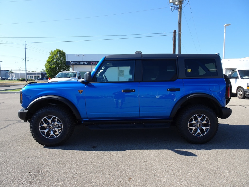 New 2025 Ford Bronco Badlands SUV