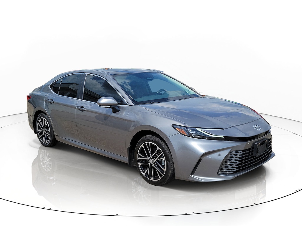 Used 2025 Toyota Camry XLE Sedan