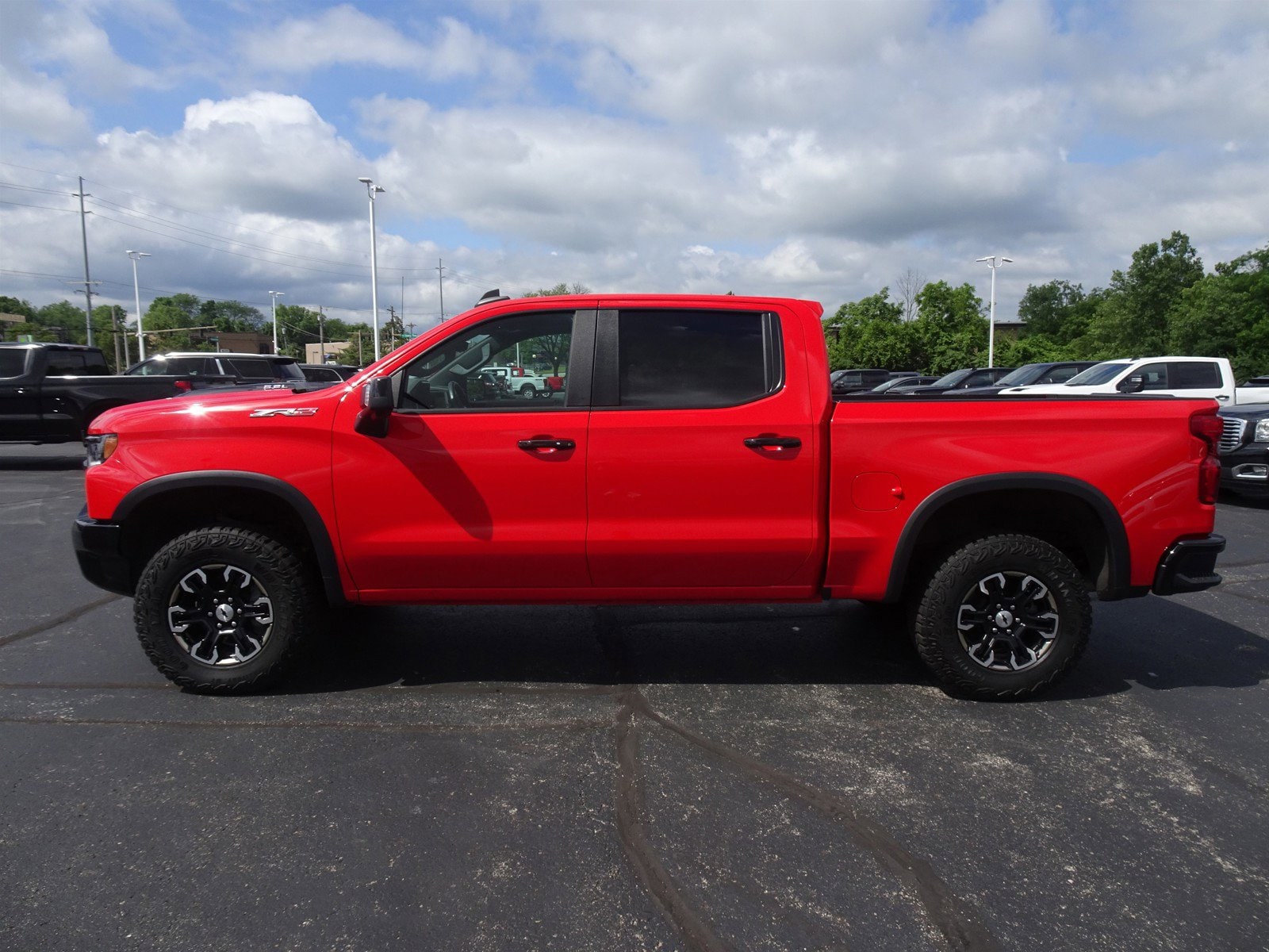 Certified 2022 Chevrolet Silverado 1500 ZR2 with VIN 3GCUDHEL6NG667309 for sale in Cincinnati, OH