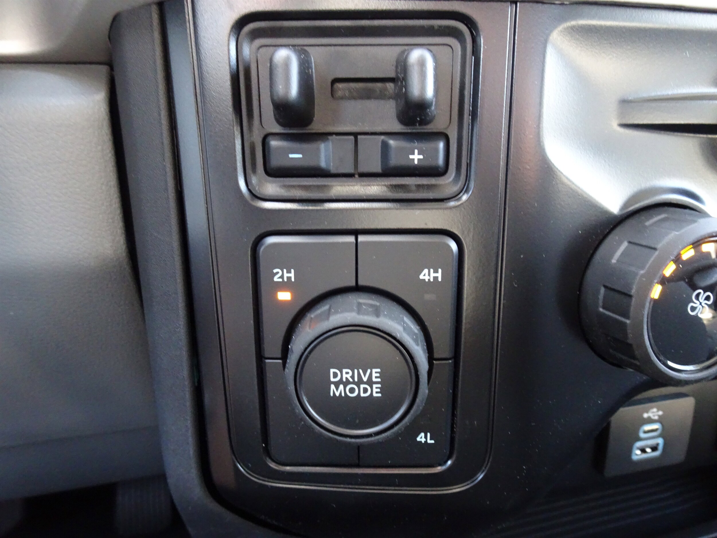 2026 Ford F-250 Super Duty XL - Photo 19