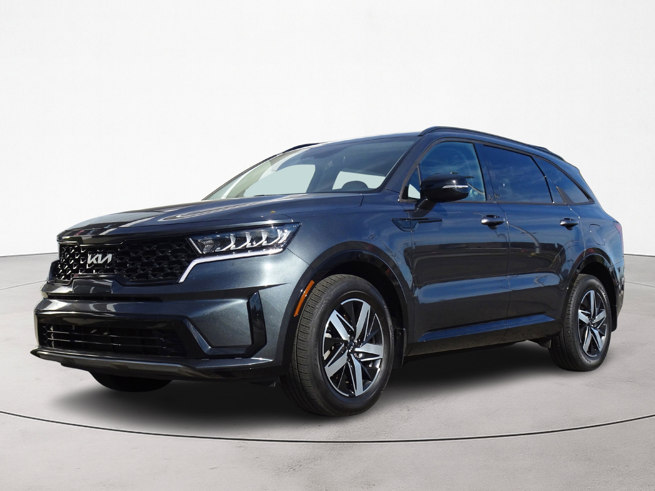 2022 Kia Sorento S's photo