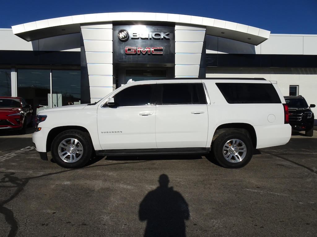 Used 2018 Chevrolet Suburban LT SUV
