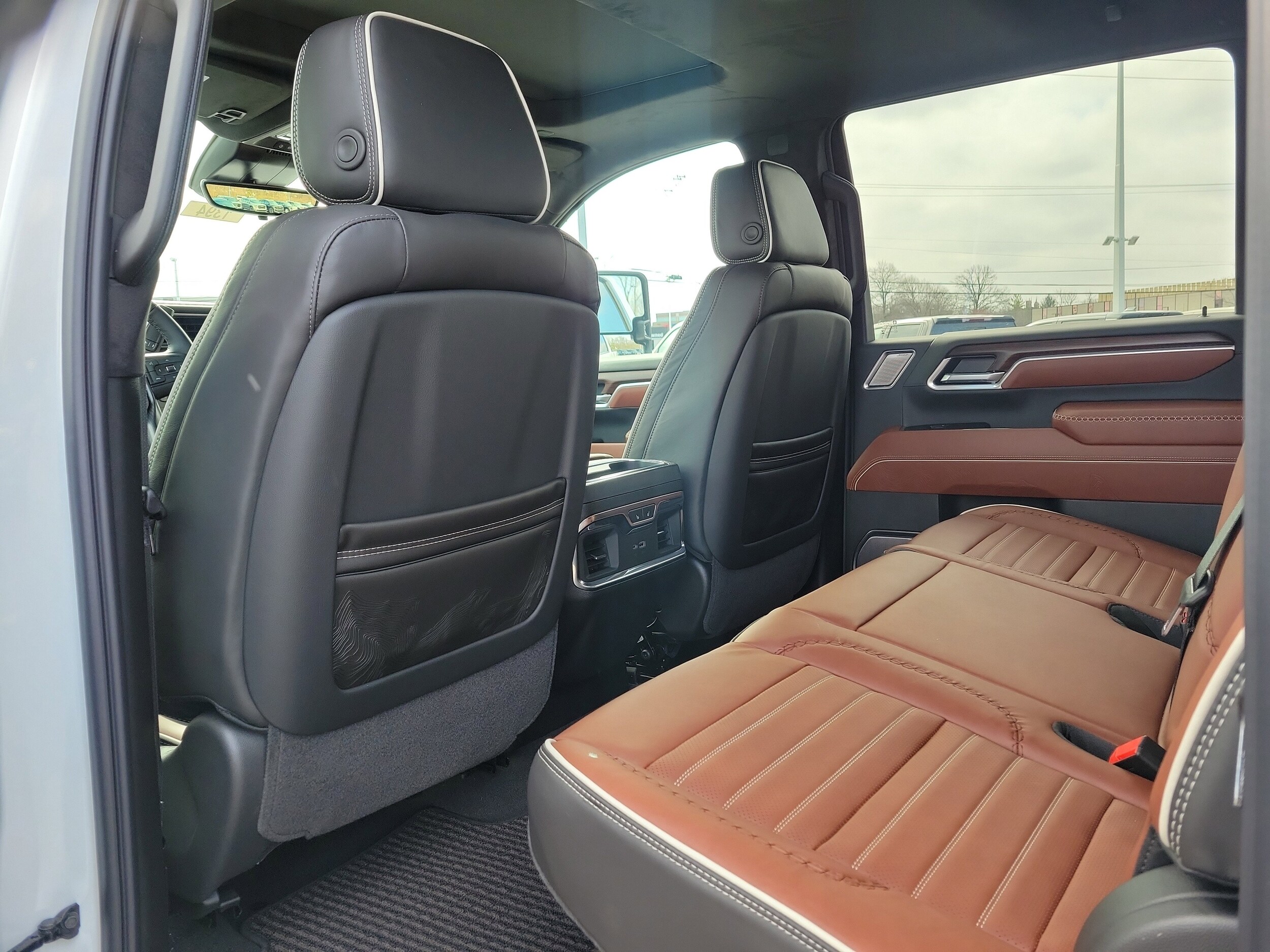 2026 GMC Sierra 2500HD Denali Ultimate - Photo 13