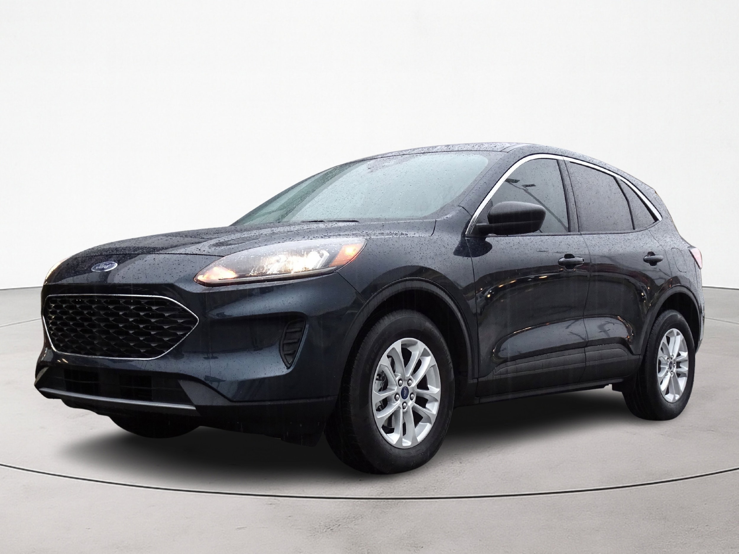 2022 Ford Escape SE's photo