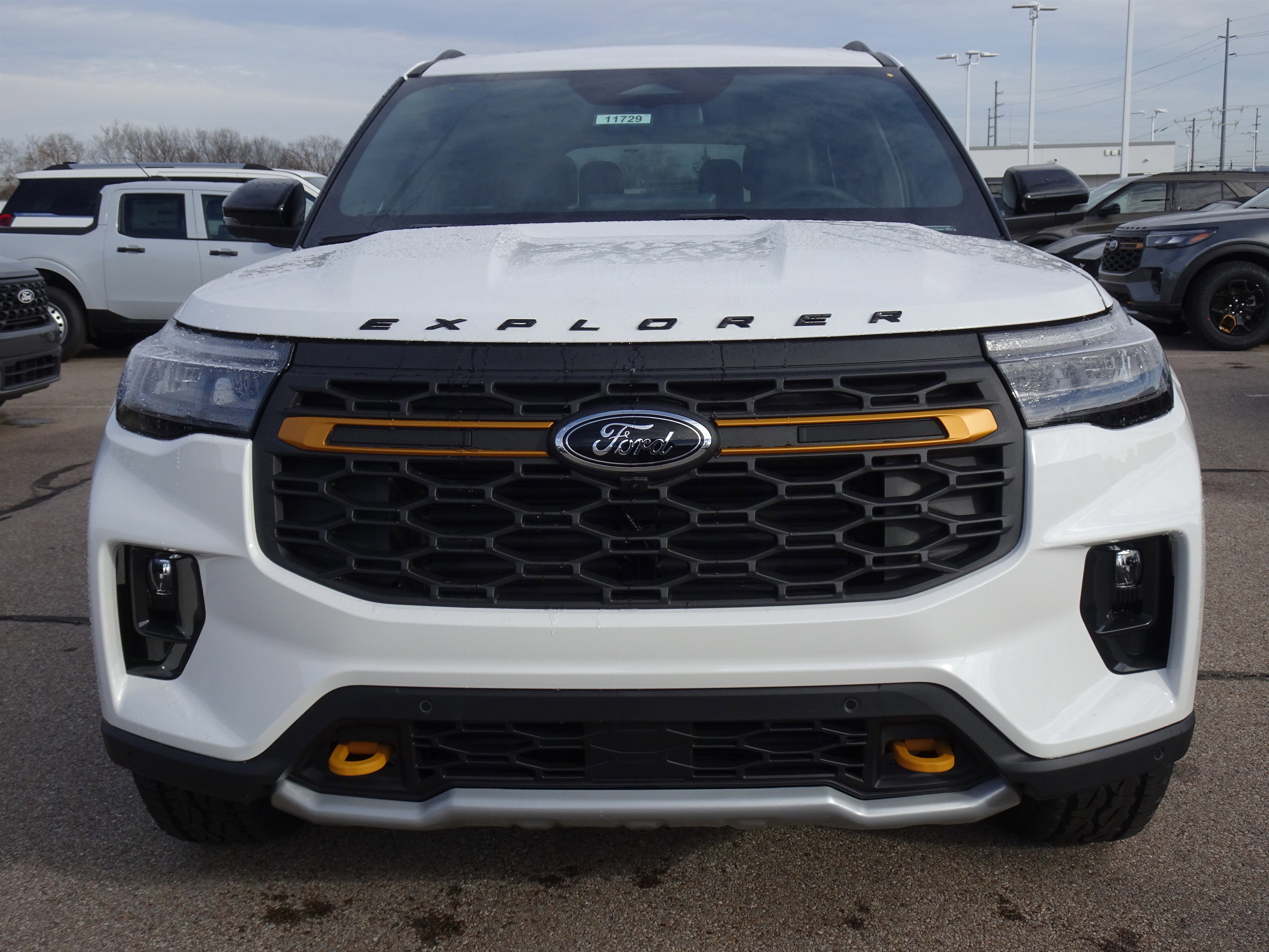 2026 Ford Explorer Tremor - Photo 8