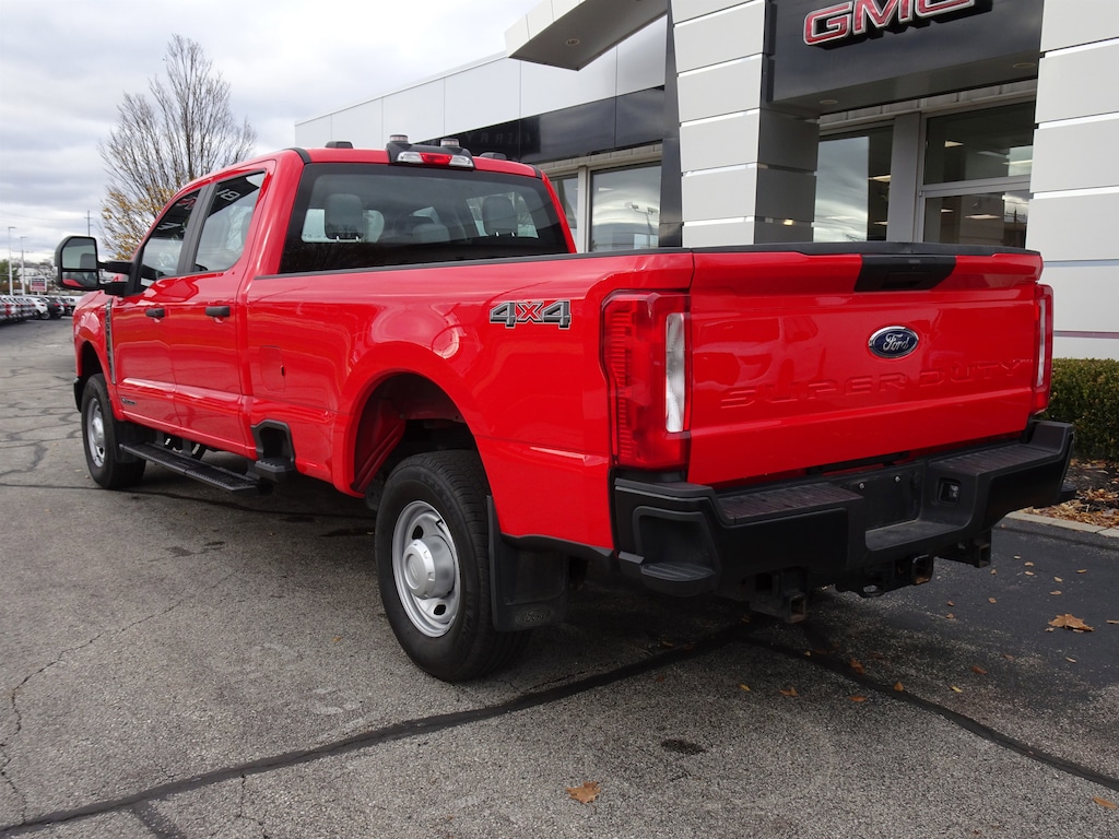 Used 2024 Ford Super Duty F-350 SRW XL Truck Crew Cab