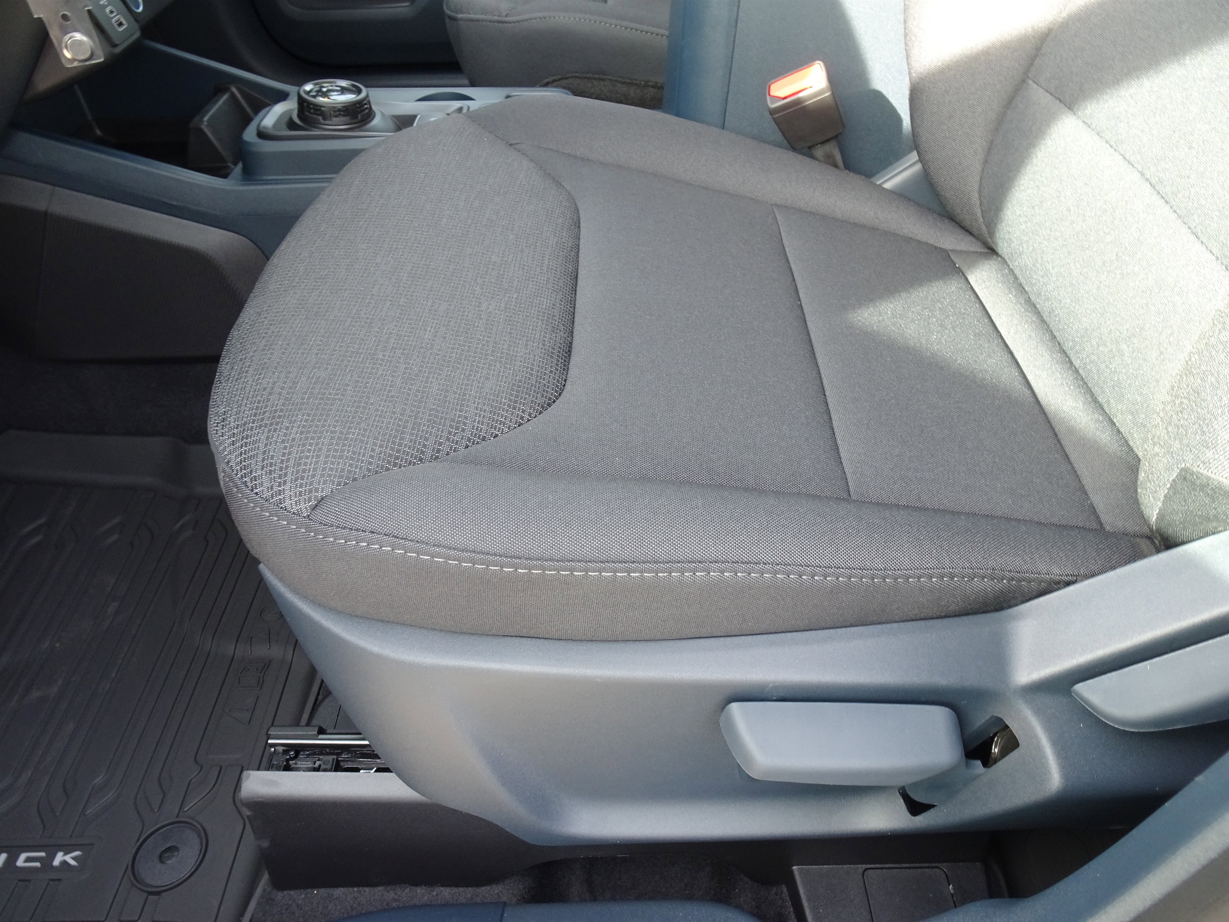2026 Ford Maverick XL - Photo 11