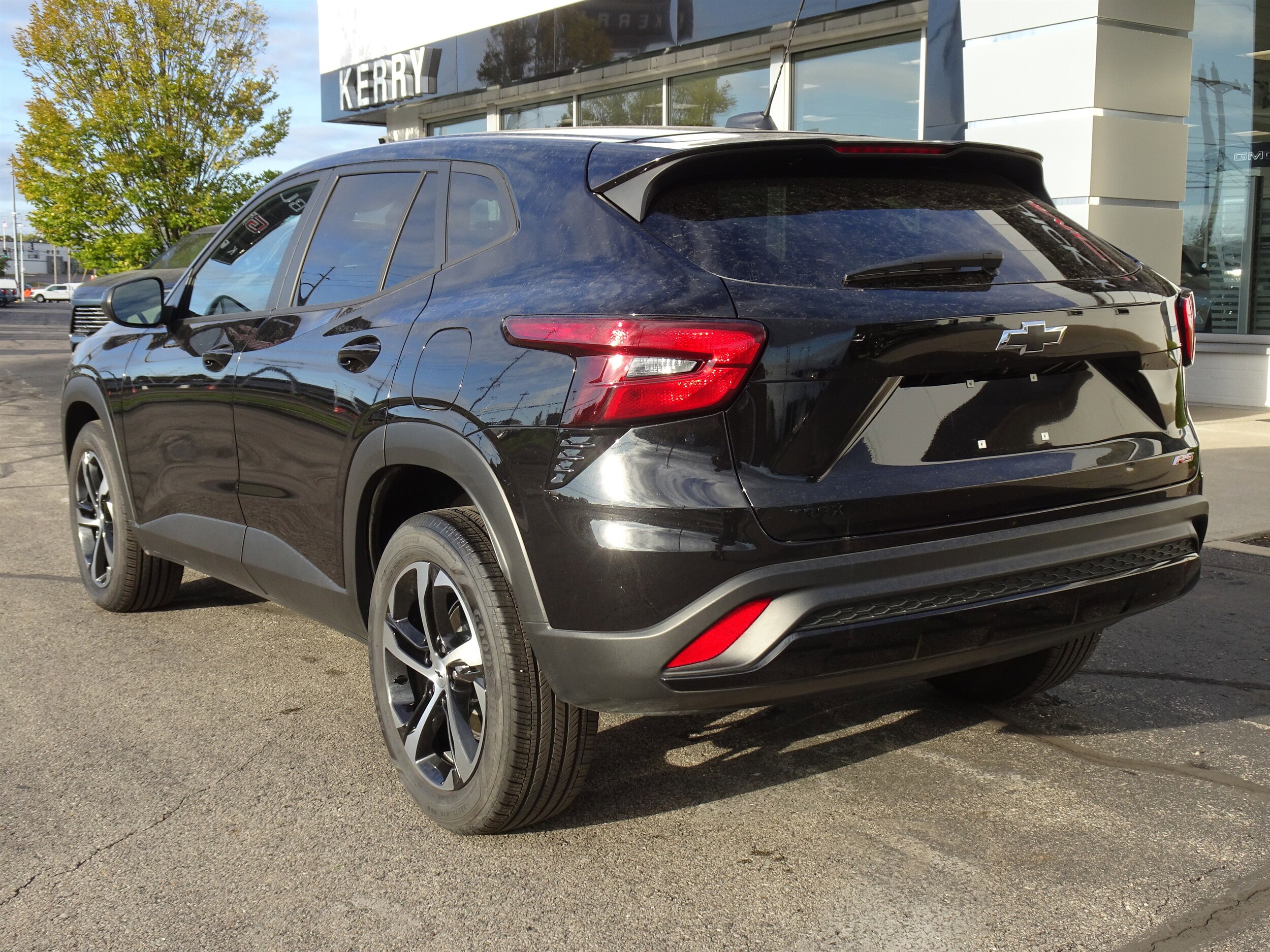 2025 Chevrolet Trax photo 3