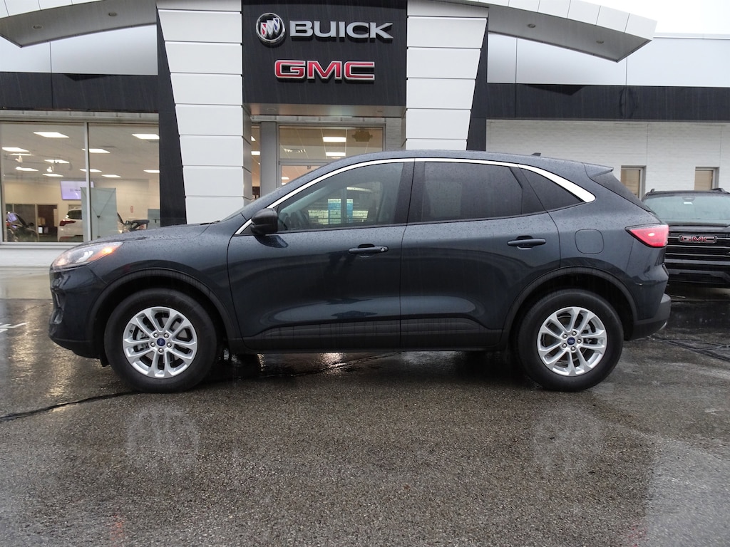 Used 2022 Ford Escape SE SUV