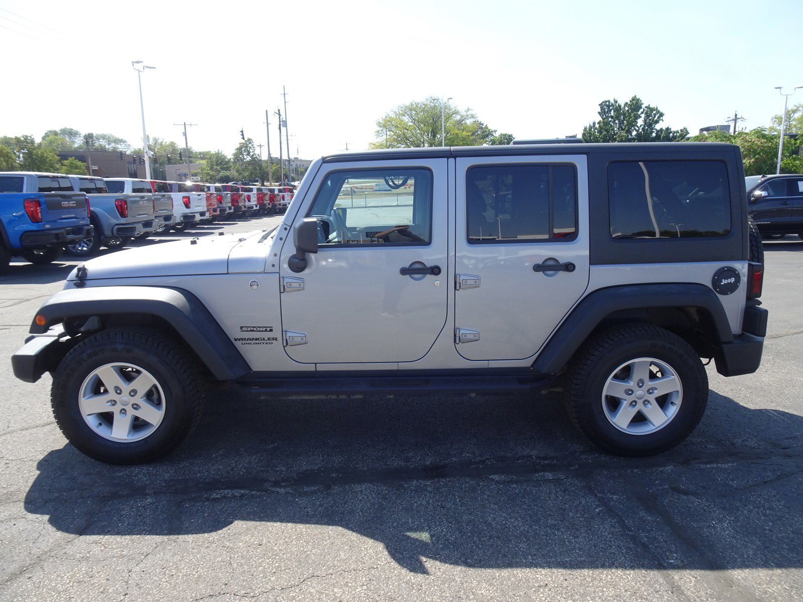 Used 2014 Jeep Wrangler Unlimited Sport with VIN 1C4HJWDG1EL176751 for sale in Cincinnati, OH