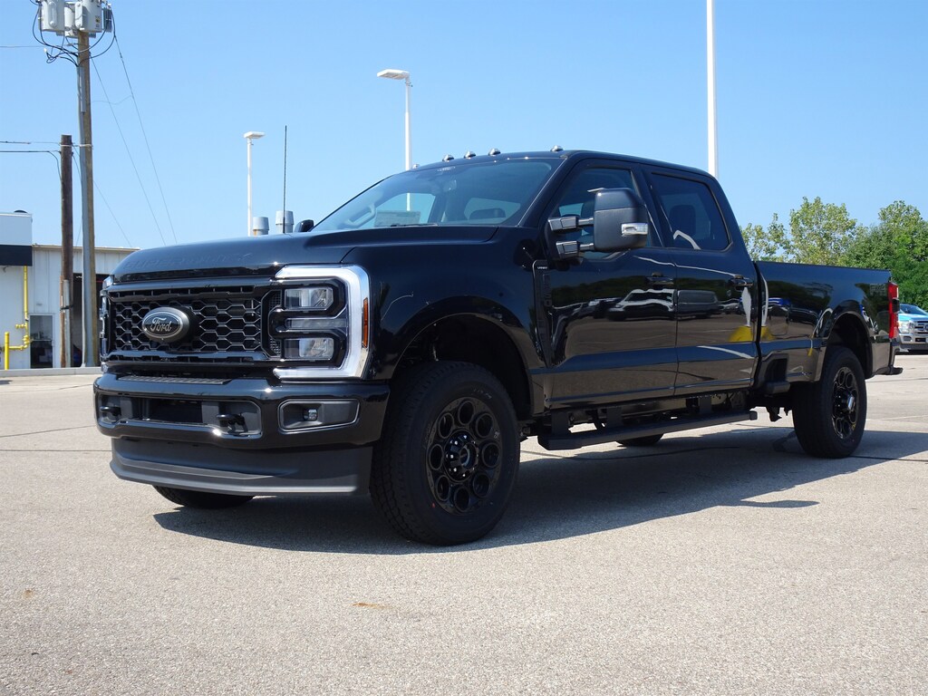 New 2025 Ford F-350SD Lariat Truck