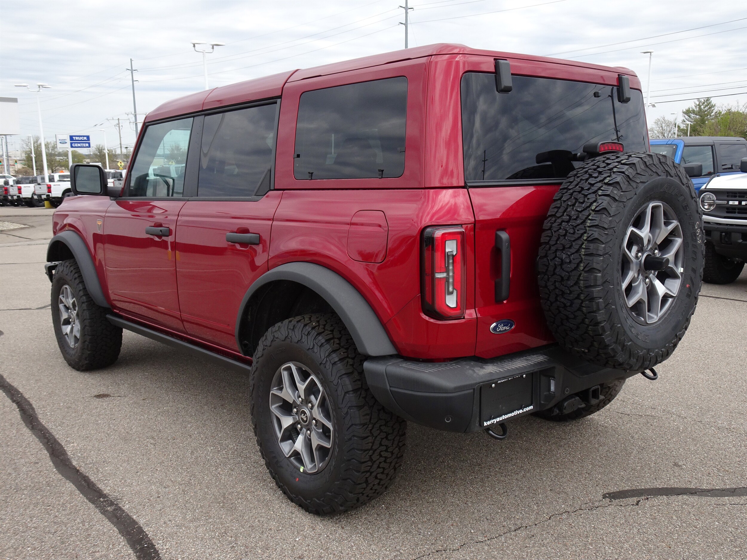 2025 Ford Bronco Badlands photo 4