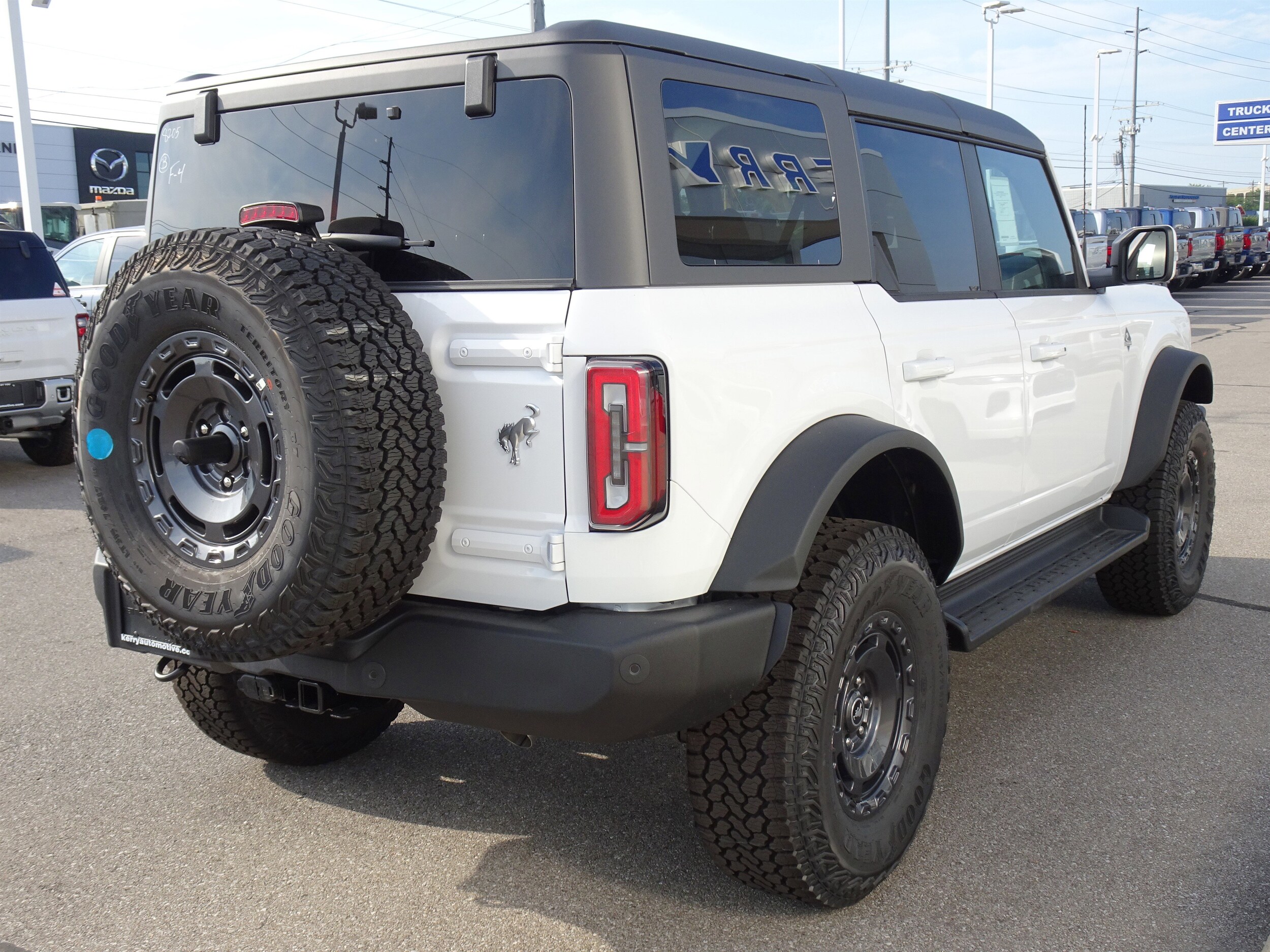 2025 Ford Bronco 4-Door Outer Banks - Photo 6