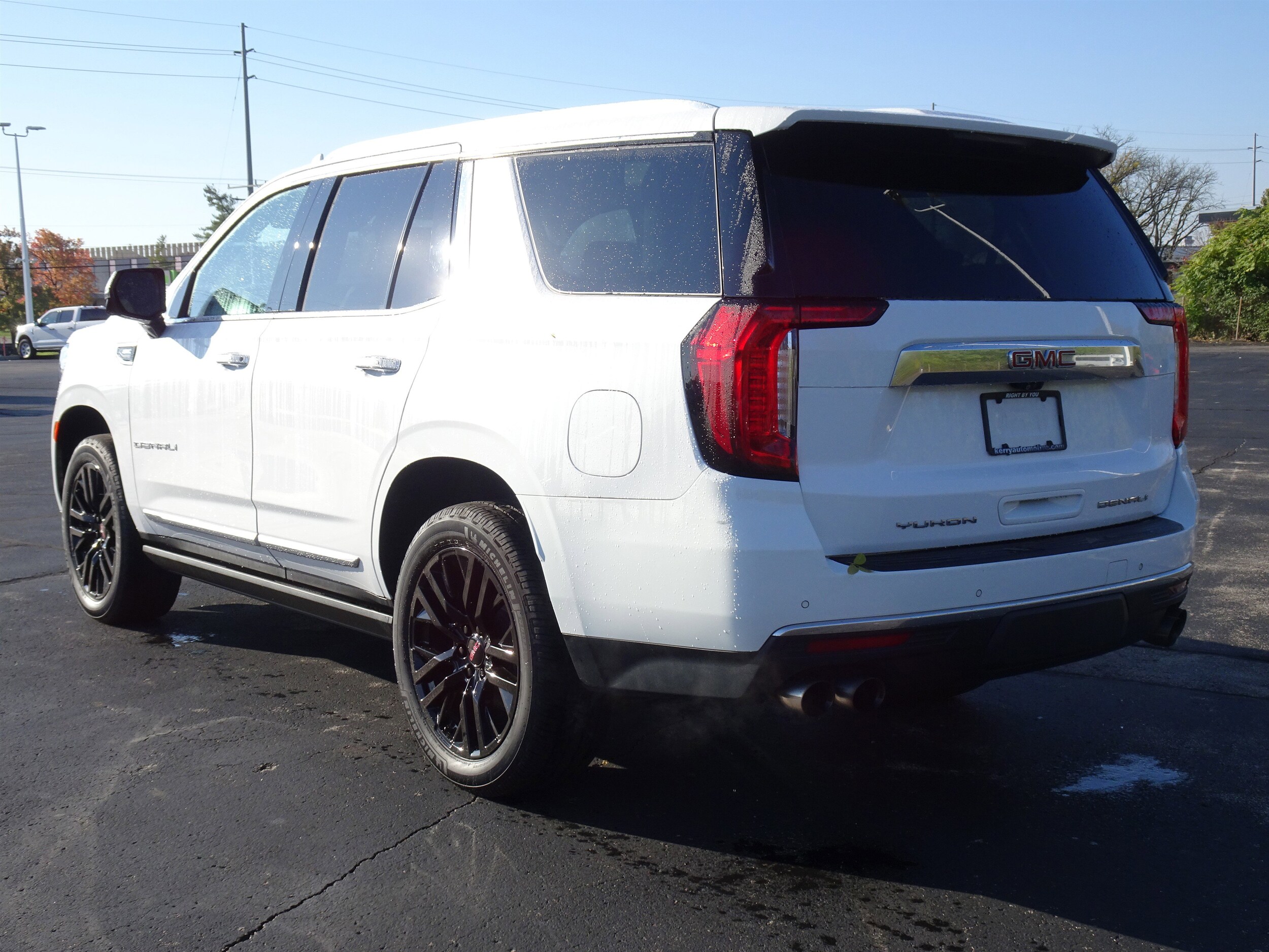 2021 Gmc Yukon Denali photo 2