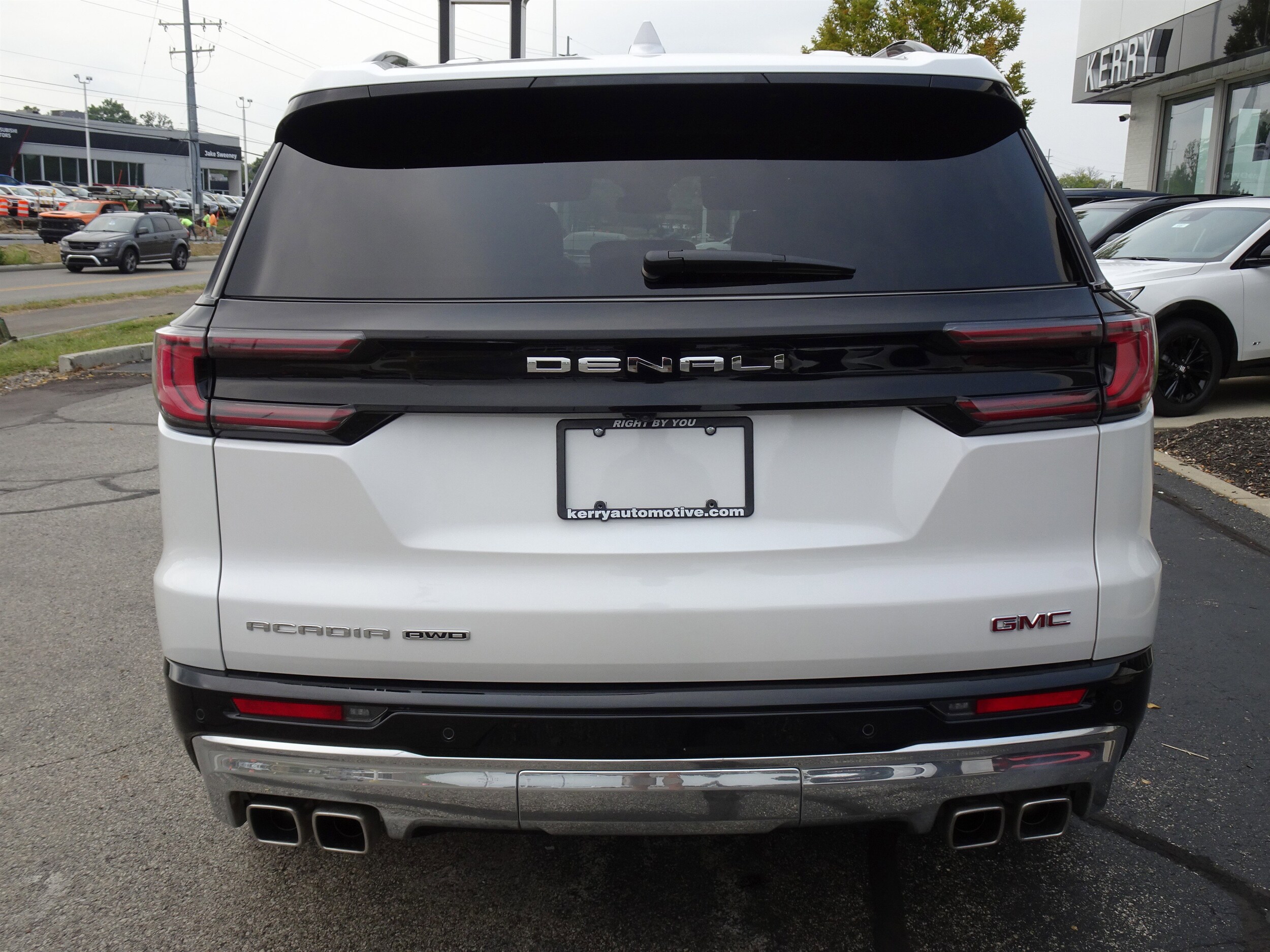 2024 Gmc Acadia Denali photo 3