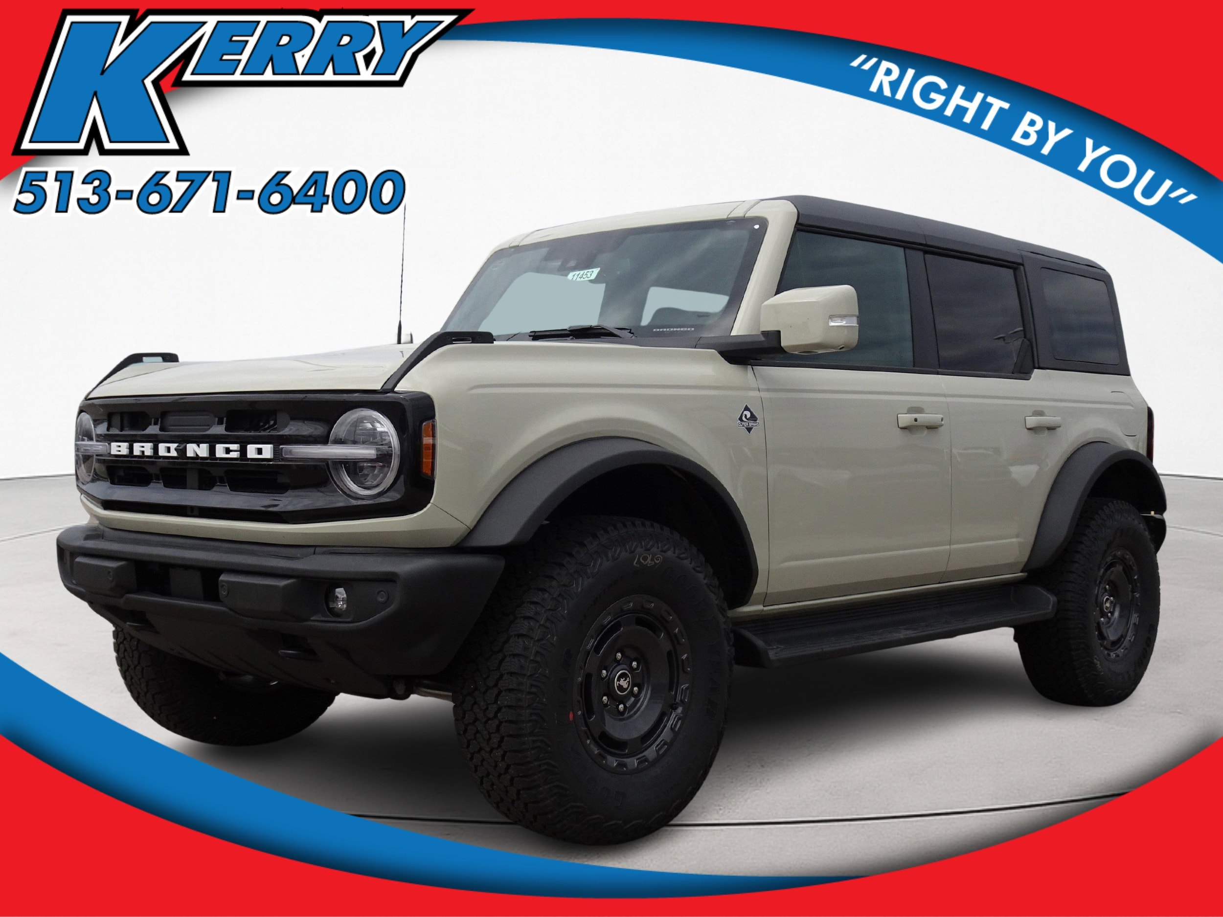2025 Ford Bronco 4-Door Outer Banks's photo