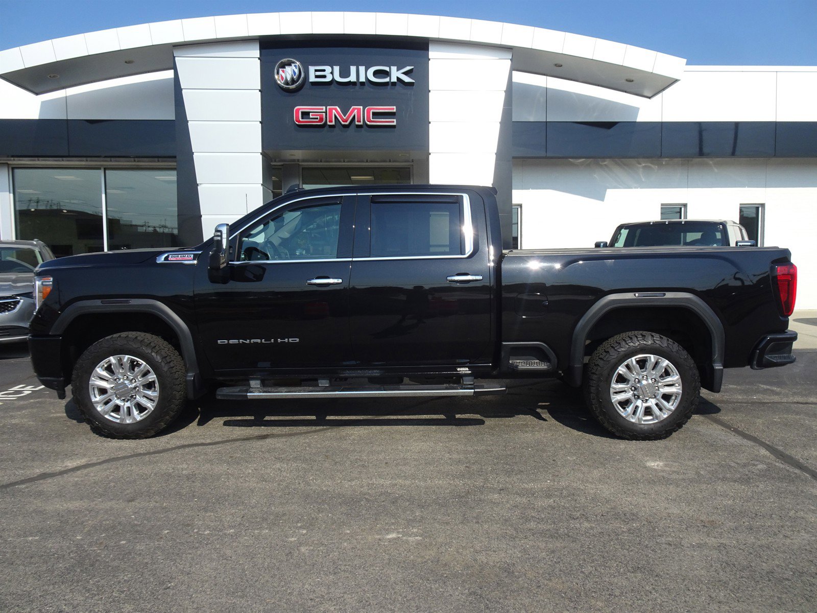 Used 2021 GMC Sierra 2500 Denali HD Denali with VIN 1GT49REY5MF161571 for sale in Cincinnati, OH