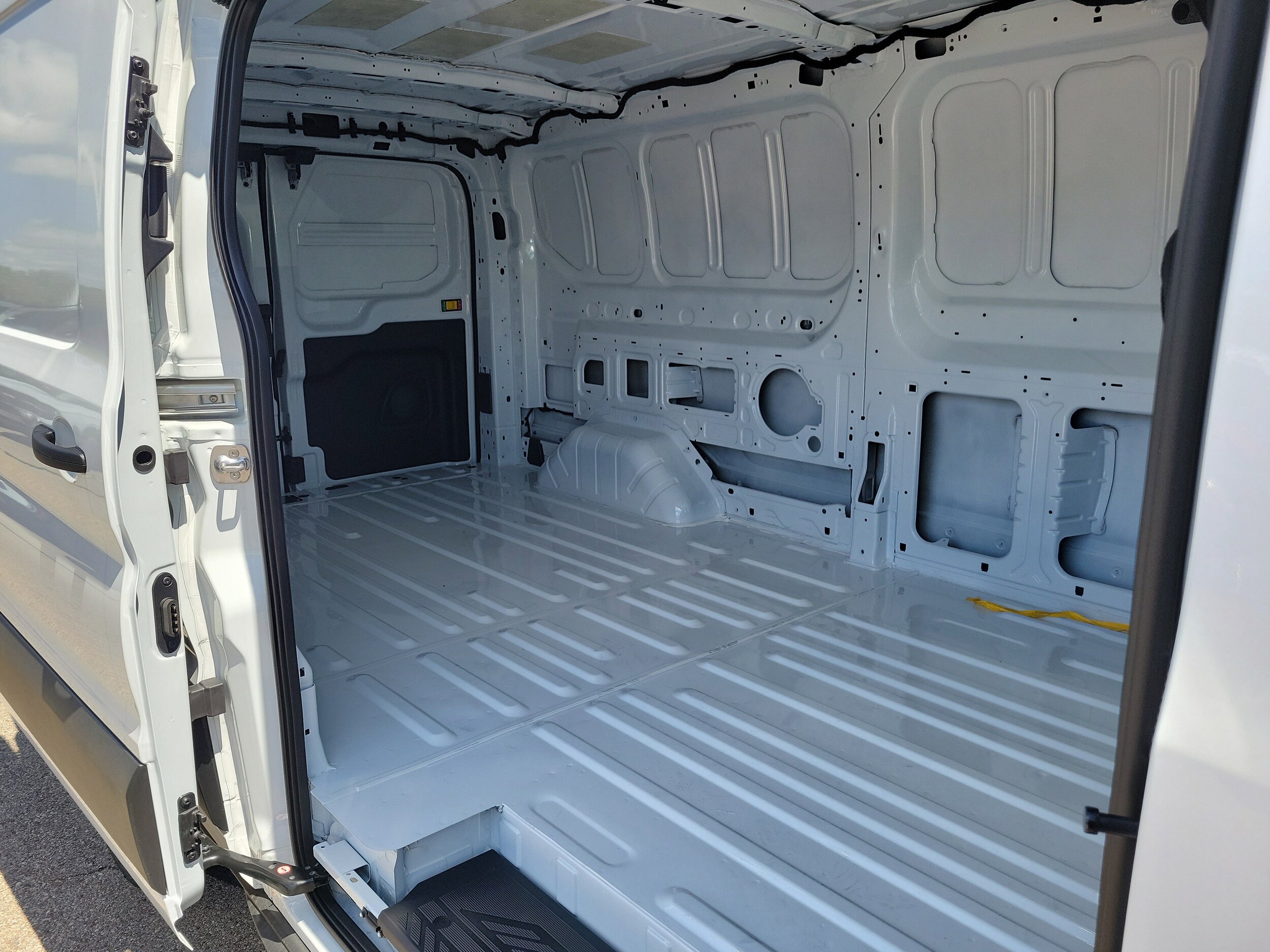 2026 Ford Transit Van Base - Photo 13